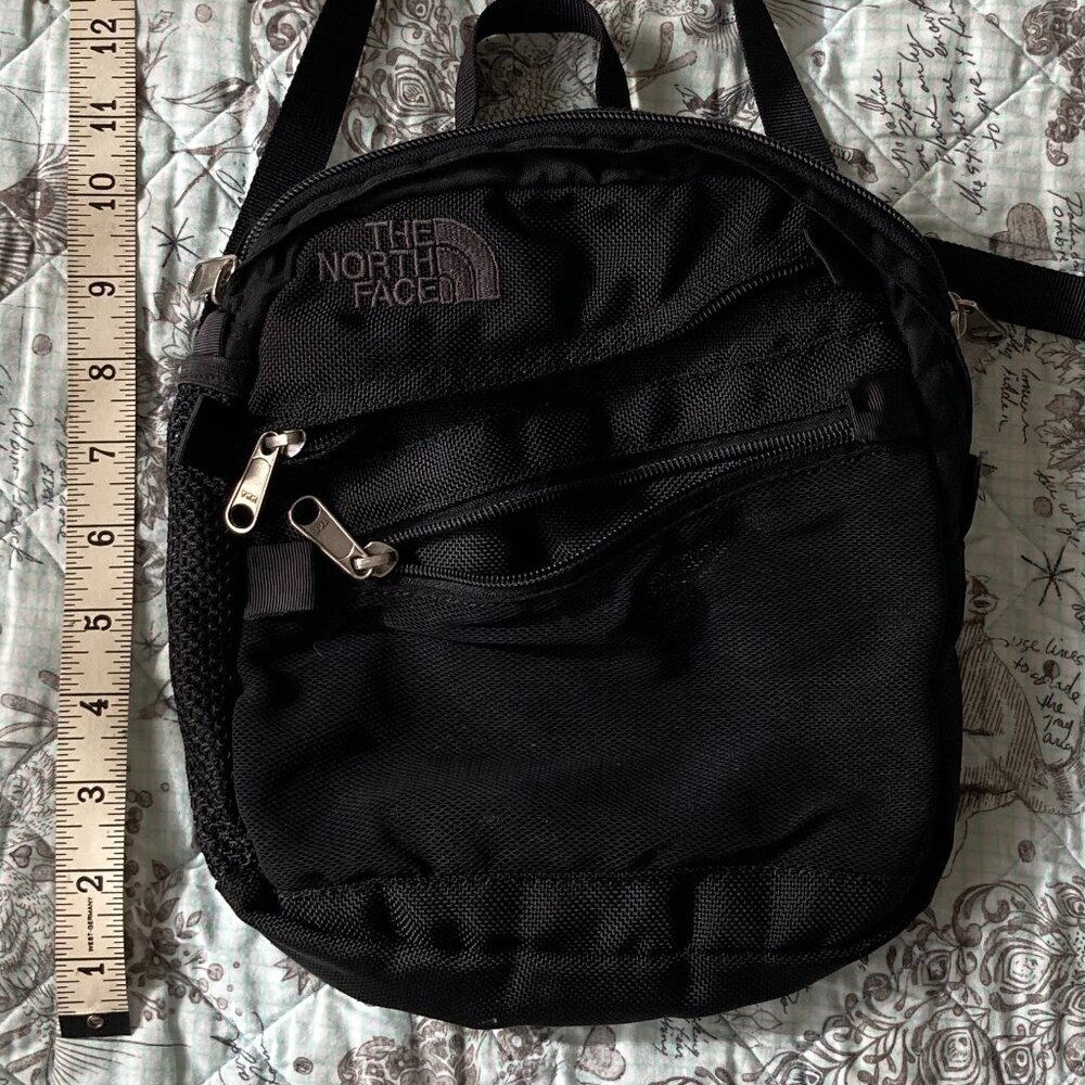 Vintage 1997 The North Face Crossbody Bag TNF
